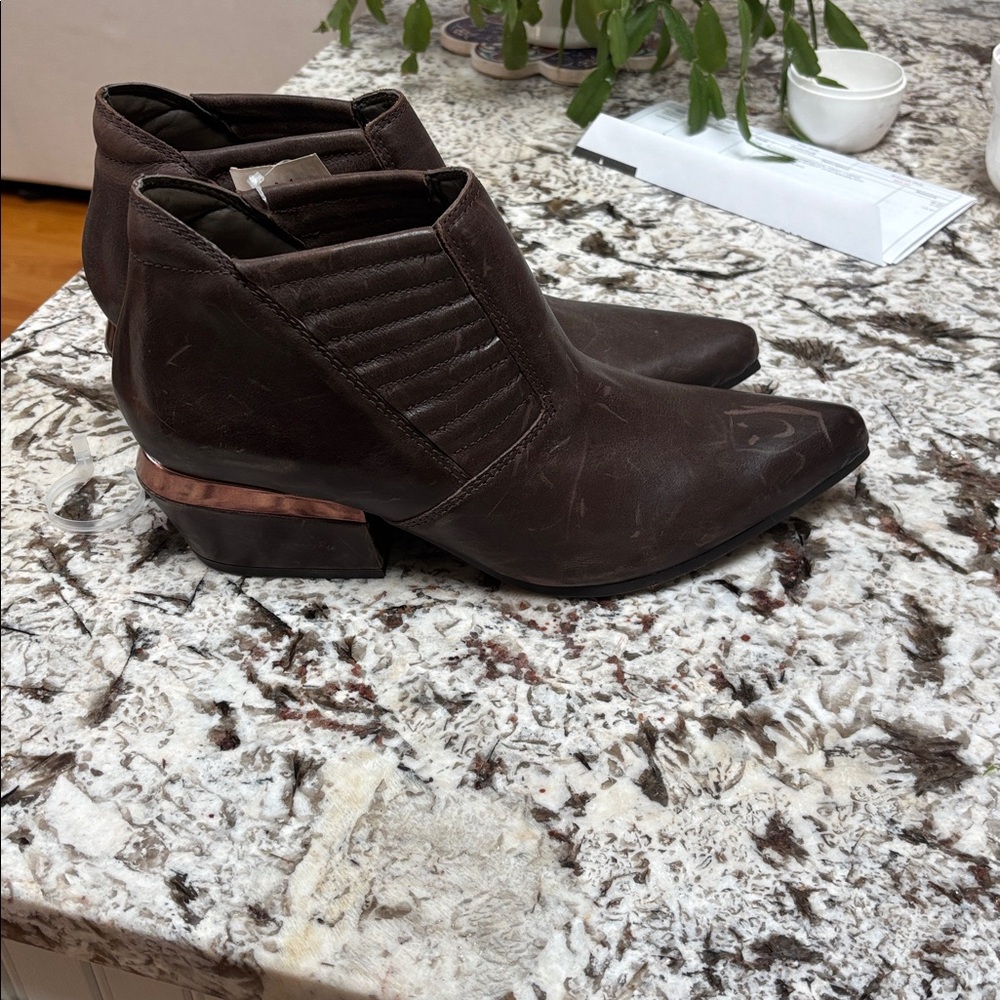 Naya Dark Brown Ankle Booties Size 11 - Picture 4 of 7